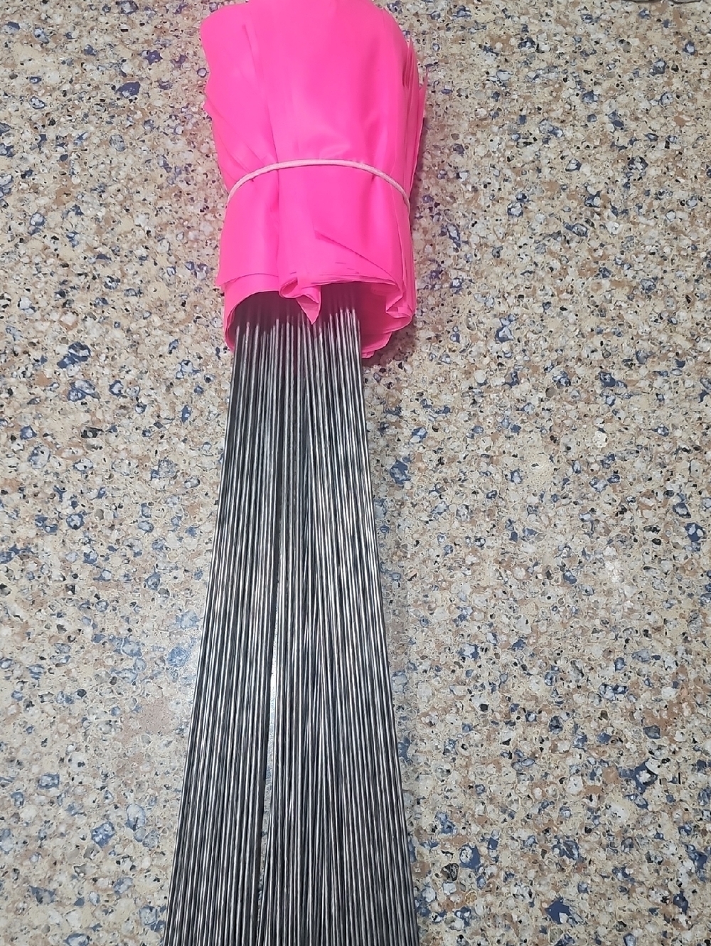 95 Neon Pink Lawn Marker Flags - Used For Dog Poop Or Sports